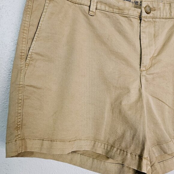 Khakis by Gap Girlfriend 5 inch Edgy Casual Shorts Size 14/32 - Picture 3 of 9